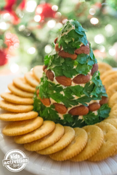 Christmas Tree Cheese Ball