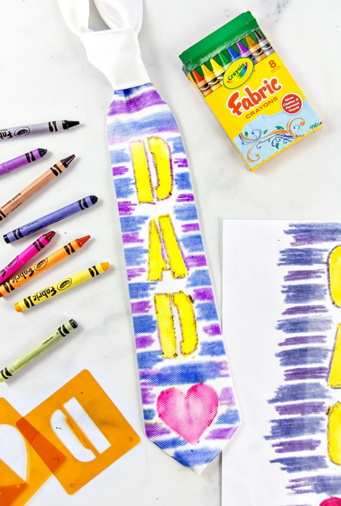 ideas for christmas homemade gifts- Dad tie craft for father's day with crayons.