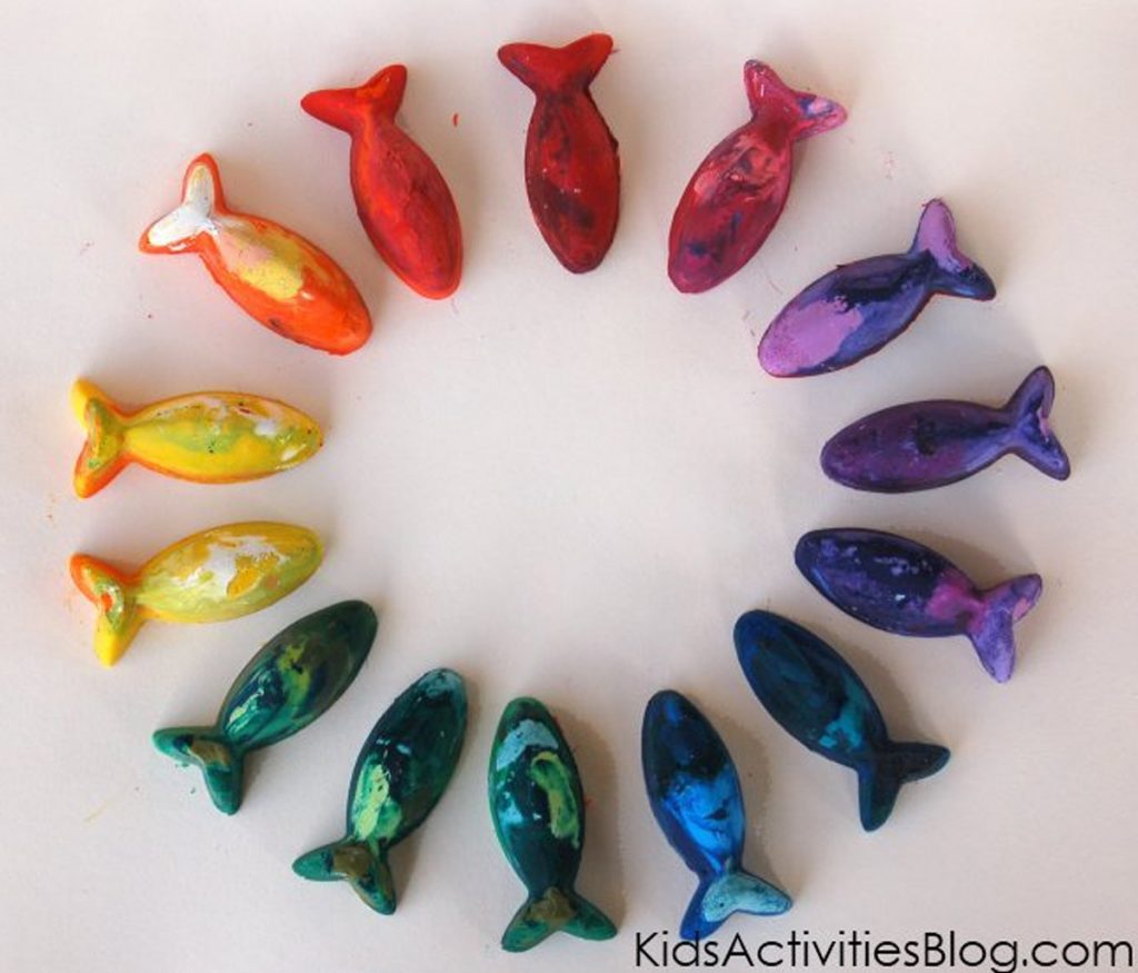 ideas for christmas homemade gifts- rainbow homemade gift crayons that look like fish