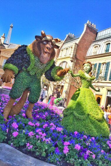 10 Disney Character Living Sculpture Topiaries