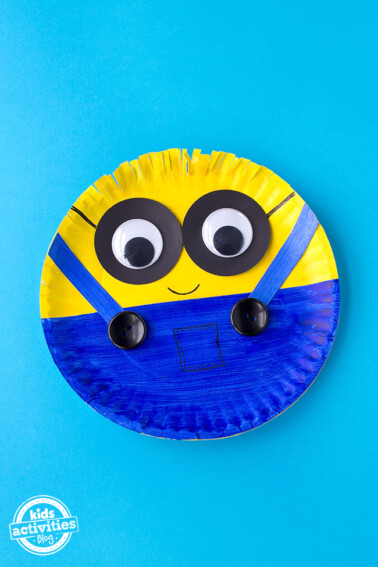 Paper Plate Minion Craft