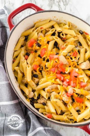 Finished pot of Southwest Chicken one pot pasta recipe